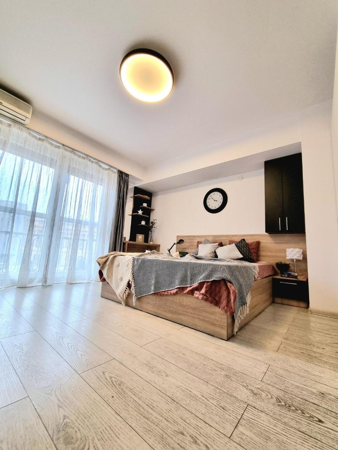 Apartment Exer I *